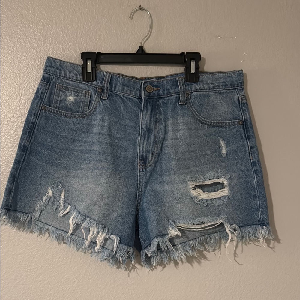 Celebrity Pink Blue Jean Shorts with Distressed Frayed Hem